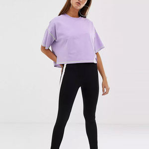 Camiseta Corta Holgada para Mujer con Costuras en Contraste, Estilo Urbano Informal, Logotipo Personalizado, Venta al Por Mayor - Product Image 3