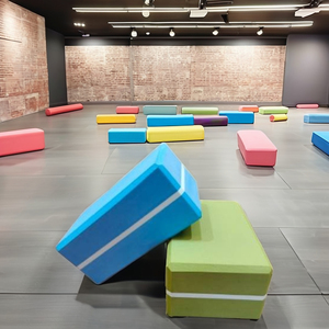 Bloques y Ladrillos de Yoga Personalizados de EVA para Sesiones de Práctica de Pilates - Product Image 1