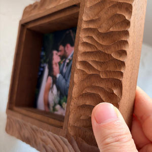 กรอบรูปไม้เนื้อแข็งทำมือสุดหรู ดีไซน์ธรรมชาติ สำหรับตั้งโชว์บนโต๊ะ เหมาะสำหรับบ้าน สำนักงาน ห้องนั่งเล่น สไตล์วินเทจ ตกแต่งอย่างมีระดับ - Product Image 2