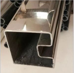 ท่อเหล็กสี่เหลี่ยมสแตนเลส 304 ขนาด 40x40 มม. พร้อมบริการเชื่อมและตัด สำหรับระบบราวกระจก - Product Image 1