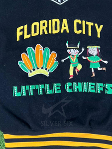 เสื้อแจ็คเก็ตวาร์ซิตี้ Florida City Little Chiefs สำหรับผู้ชาย สีดำ หนัง PU ปักลายแบบ Preppy สไตล์วิทยาลัย ฟุตบอล - Product Image 4