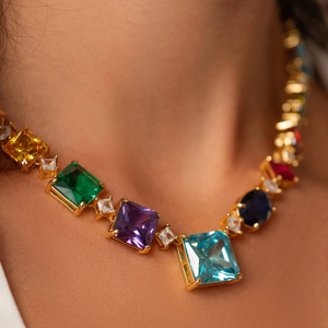 Collier de luxe pour femme en or avec pierres précieuses colorées et accent de diamant taille princesse, style à porter au quotidien - Product Image 2