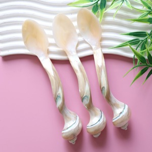 Cucharas de nácar con mango de diseño decorativo, recién llegadas, hechas a mano, para degustación de caviar. - Product Image 4