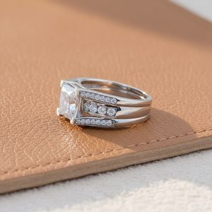 Bague en argent sterling 925 avec diamant moissanite taille princesse 4 carats, bijoux de mode personnalisés pour fiançailles, mariage, anniversaire - Product Image 4