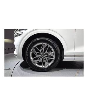 Genesis GV70 2.5T AWD 2024, SUV a Gasolina con 14,585 km, Emisión Euro V, Asientos de Cuero, Caja de Cambios Automática, Cámara Trasera, Volante a la Izquierda - Product Image 5