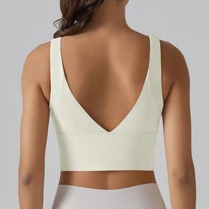 Conjunto Deportivo de 3 Piezas para Mujer, de Secado Rápido, Transpirable, con Leggings de Manga Larga, Chaqueta de Compresión y Sujetador Deportivo para Yoga, Gimnasio y Entrenamiento - Product Image 1