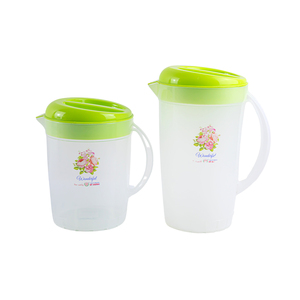 Jarra de Agua de Plástico Clásica de 1.8L con Tapa y Diseño Floral para Camping - Product Image 3