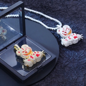 Colgante de Oso Feroz – Colgante de Oso de Plata de Ley 925 Totalmente Incrustado con Moissanita, Colgante de Oso Salvaje Esmaltado, Colgante de Oso Enfadado - Product Image 4