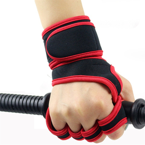 ถุงมือฟิตเนสนีโอพรีนแบบครึ่งนิ้วสำหรับทุกเพศ สายรัดข้อมือปรับได้ กันลื่น ระบายอากาศได้ดี เหมาะสำหรับยกน้ำหนัก ออกกำลังกาย และฝึกซ้อม - Product Image 2