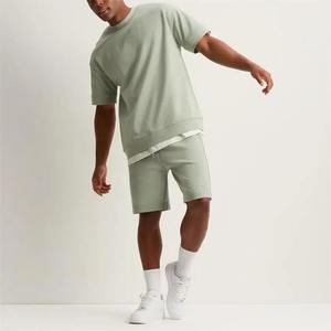 Ensembles d'été personnalisés avec logo pour hommes, t-shirt et short surdimensionnés, tenue en deux pièces, coton respirant, vêtements décontractés - Product Image 5