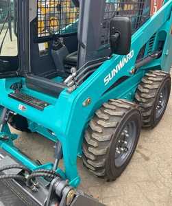 Chargeuse compacte sur pneus Sunward SWTL3230 32HP d'occasion, mini-chargeuse frontale, moteur Kubota, pompe hydraulique KYB, chargeuse sur roues 4x4, équipement lourd - Product Image 4
