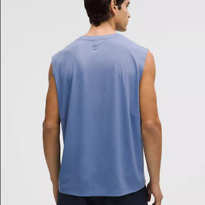 Camisetas sin Mangas 100% Personalizables y Transpirables para Hombre, Ropa Deportiva Ligera para Correr al Aire Libre, Camisetas sin Mangas con Cuello Redondo para Uso Diario - Product Image 3