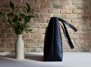 Sac fourre-tout en cuir véritable fait main, couleur unie, avec fermeture éclair, sac à bandoulière, taille standard, grande capacité LTB-0298 - Product Image 5