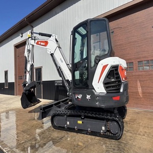 Excavatrice compacte Bobcat E42 haute performance, conçue pour une puissance, une précision et un fonctionnement fluides, offrant un excellent contrôle. - Product Image 4