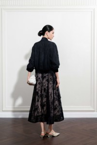 Chaquetas de Mujer de Alta Calidad, Elegantes, Modelo FROST WHISPER, Cuello Alto, Soporte ODM, Chaquetas con Encaje Floral para Mujer, Vietnam - Product Image 6