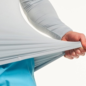 Haut de sport unisexe gris à manches longues, respirant, à séchage rapide, en Spandex/Polyester, avec logo frontal - Product Image 5