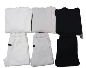 Ensemble de survêtement d'hiver pour homme : pantalon de jogging tricoté, sweat à capuche et pull - Product Image 3
