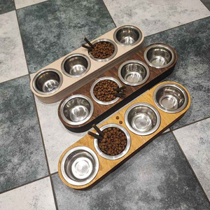 Support surélevé en bois naturel pour gamelles de chien avec deux gamelles en acier inoxydable – Mangeoire surélevée pour animaux de compagnie en bois - Product Image 3