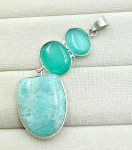 Pendentif artisanal en argent sterling 925 avec amazonite naturelle et œil de chat vert, bijoux bohèmes en pierres précieuses - Product Image 3