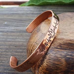 <b>Copper</b> Alloy Magnetic <b>Bangle</b> with Geometric Design Classic Style for Women's Party Occasions Third Party Certified - Product Image 1