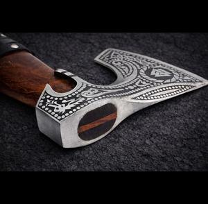 Hacha Vikinga Valhalla Forjada a Mano de la Mejor Calidad, Hacha de Caza Hecha a Mano con Grabado para Supervivencia, con Funda - Product Image 3