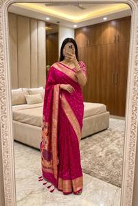 Sari en soie Paithani douce avec motifs tissés en Zari doré et pallu riche en tissage Meenakari avec bordure triple Munia - Product Image 5
