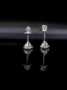 Pendientes Clásicos de Diamantes Redondos con Corte Brillante, Engaste de Puntas, Cierre de Rosca, Joyería de Boda para Mujer - Product Image 5
