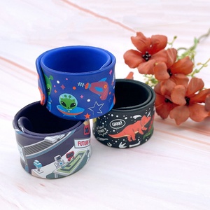 Barato logotipo personalizado impresión bofetada en banda Pat círculo PVC goma pulsera silicona bofetada pulsera para niños, Marktex - Product Image 5