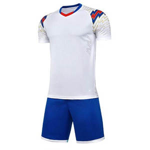 Ensemble maillot et short de football personnalisé, deux pièces, uniforme américain, coupe ajustée, respirant, en vente - Product Image 1