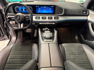 เมอร์เซเดส-เบนซ์ GLE 450d 4Matic AMG รถเอสยูวีหรูหรา เครื่องยนต์ดีเซล เกียร์อัตโนมัติ หลังคาพาโนรามา จอแสดงผลบนกระจกหน้ารถ กล้อง 360 องศา รถยนต์ระดับพรีเมียม - Product Image 6