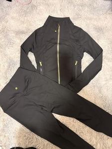 Conjunto Deportivo Casual para Mujer, 2 Piezas, Bordado, Shorts de Gimnasio, Traje de Entrenamiento, Yoga, Poliéster/Nailon, Secado Rápido - Product Image 1
