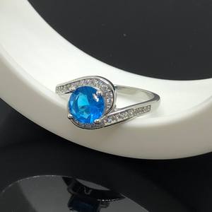 Anillo de compromiso, promesa o boda de plata de ley con topacio azul Swift London, regalo de cumpleaños con piedra preciosa para mujer - Product Image 5