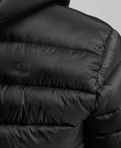 Veste d'hiver rembourrée pour femme, avec capuche amovible, respirante, pour les aventures en plein air, veste courte rembourrée pour femme OEM - Product Image 5