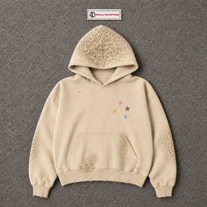 เสื้อฮู้ดดี้สีเบจทรงโอเวอร์ไซส์ แต่งลายดาวสีสันสดใส ปักลายเสือดาวโทนสีเดียวกัน สไตล์วินเทจ ลุคสตรีทแวร์ ผ้ามีเท็กซ์เจอร์ - Product Image 5