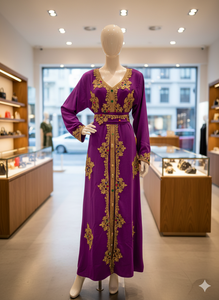 Exquisito Caftán Marroquí Morado Real con Intrincado Trabajo de Bordado a Mano con Hilo Dorado Zari y Cinturón Adornado - Edición de Lujo - Product Image 2