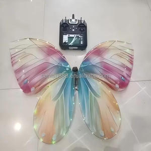 Drone LED a Forma di Farfalla con Telecomando - Giocattolo Volante per Decorazioni Matrimoniali, Spettacoli, Feste ed Eventi - Product Image 2