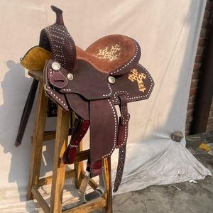 ชุดอานม้าหนังแท้สไตล์ตะวันตกพร้อมงานศิลปะลายไม้ต้นไม้พรีเมียม |   ชุดอุปกรณ์ขี่ม้าแบบแฮนด์เมดพร้อมอุปกรณ์เสริมฟรี - Product Image 4