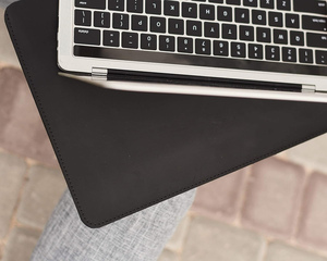 Stylish Business <b>Laptop</b> <b>Sleeve</b> Custom OEM Genuine Leather RED Soft Case High Quality Portable Cover for Men & Women Elegant 2026 - Product Image 5