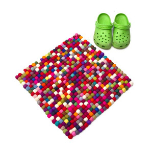 Manteles Individuales Cuadrados de Fieltro - Product Image 1