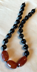 Fournisseurs de bijoux artisanaux Conceptions de perles fantaisistes Artisanat en résine fait à la main Accessoires en résine à la mode - Product Image 4