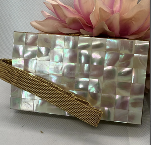 Pochette en métal artisanale avec fermeture à glissière, taille et forme personnalisées pour les mariages et les fêtes de mode - Product Image 5