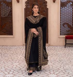 Dupatta traditionnel en coton noir brodé avec travail Zari doré pour femme, Inde Pakistan, tenue décontractée, longueur au sol, coupe classique, numérique - Product Image 2