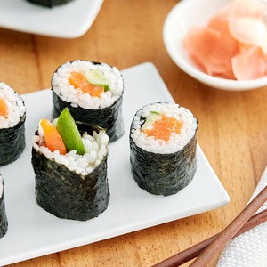 O'Food Daesang - Hojas de Nori Coreanas para Sushi, Crujientes y Masticables, 100 Hojas para Kimbap y Sushi, Venta al por Mayor, 64 Paquetes/Caja - Product Image 2