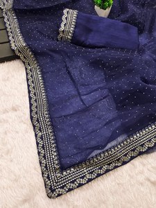 Sari de seda de organza pesada con bordado de lentejuelas y detalles de diamantes LCD, blusa de seda mono Banglori, ropa étnica para fiestas. - Product Image 4