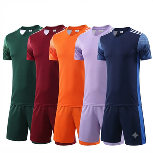 Ensemble de maillots de football personnalisés respirants et à séchage rapide, uniformes de football imprimés par transfert thermique, vêtements d'entraînement d'équipe en Spandex/Polyester - Product Image 1
