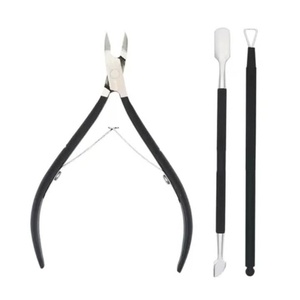 Coupe-cuticules professionnel en acier inoxydable |   Coupe-ongles pour manucure et pédicure de salon |   Coupe-ongles à mâchoires affûtées - Product Image 6