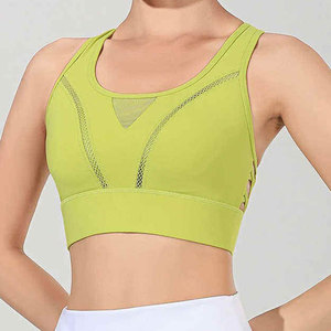เสื้อชั้นในกีฬา Econex Sports สีเขียว ตะเข็บเรียบ ระบายอากาศได้ดี ผลิตจากผ้าสแปนเด็กซ์/โพลีเอสเตอร์ สายไขว้ด้านหลัง ปิดด้วยซิปด้านหน้า รองรับระดับปานกลาง เหมาะสำหรับโยคะและวิ่ง - Product Image 3