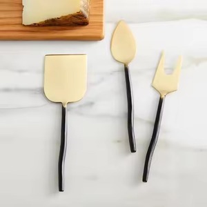 Ensemble d'outils à fromage modernes en acier inoxydable, collection de couteaux à fromage, ustensiles de service pour la cuisine et la salle à manger - Product Image 1