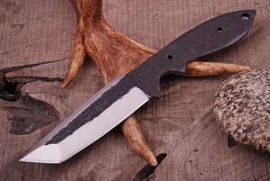 Couteau à lame fixe en acier Damas forgé à la main, manche en bois, pointe en goutte, longueur personnalisable pour le camping et la chasse, couteau personnalisé OEM - Product Image 2
