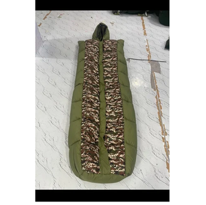 Sac de couchage camouflage pour temps froid avec conception isolante pour le camping, la randonnée, les voyages, les aventures en plein air et les séjours de nuit - Product Image 1